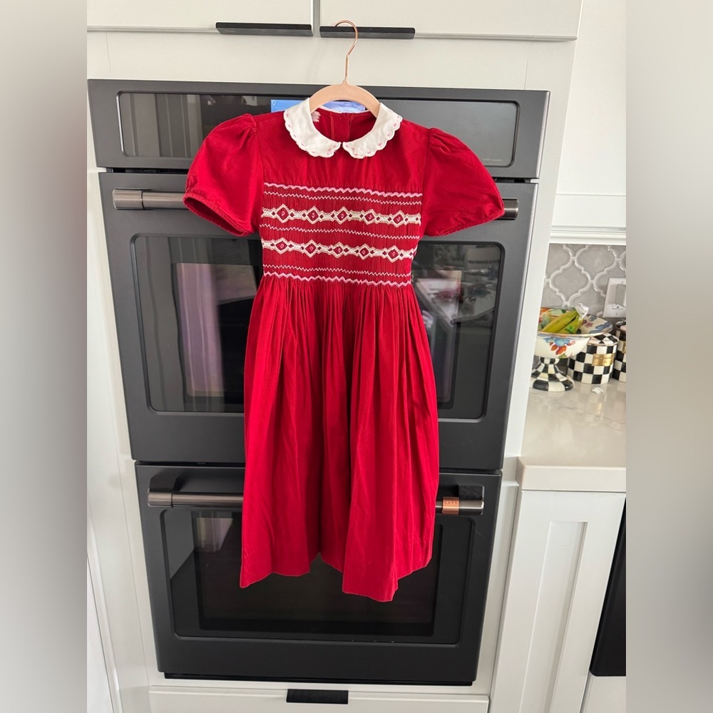 Vintage Red Smocked Girls Dress Peter Pan Collar Puff Sleeve Holiday